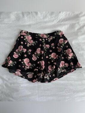 Stella Tweed Black Shorts with Pink Rose Print